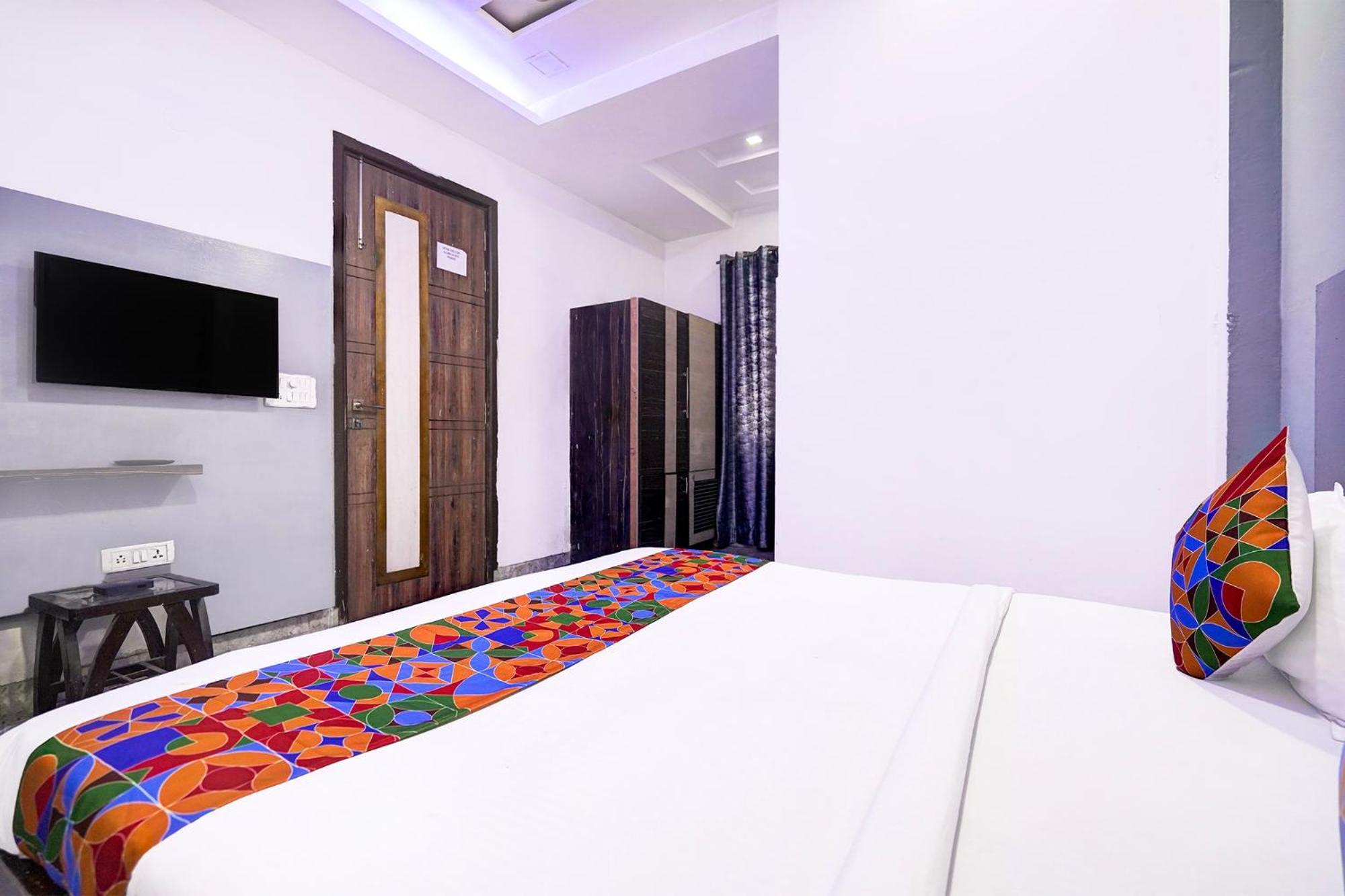 Fabhotel Season Grand Delhi Kültér fotó