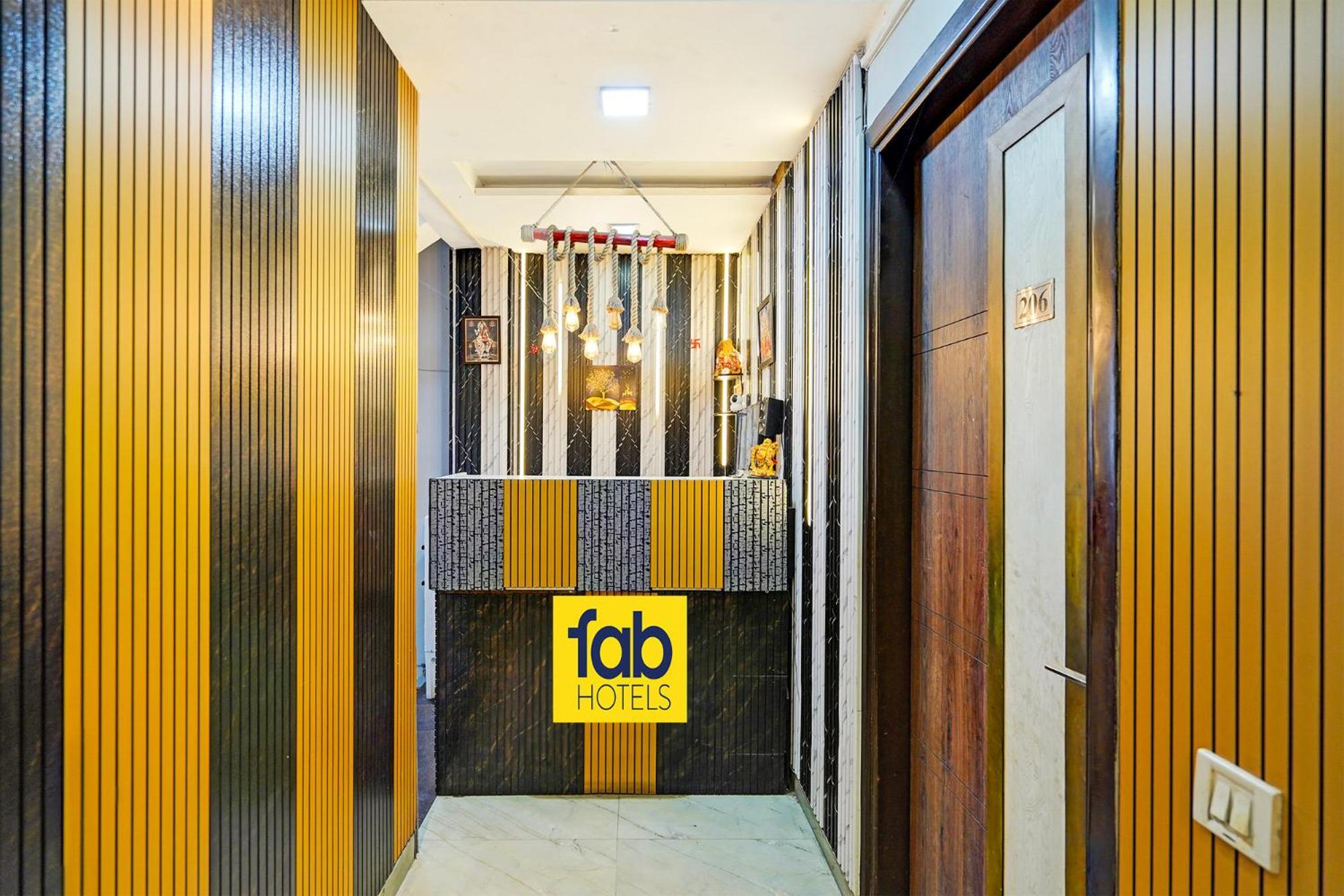 Fabhotel Season Grand Delhi Kültér fotó